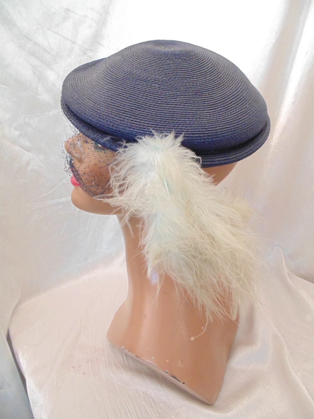 Vtg Gene Doris NY Black Straw Art Deco Fascinator Hat White Feather Netting VGC